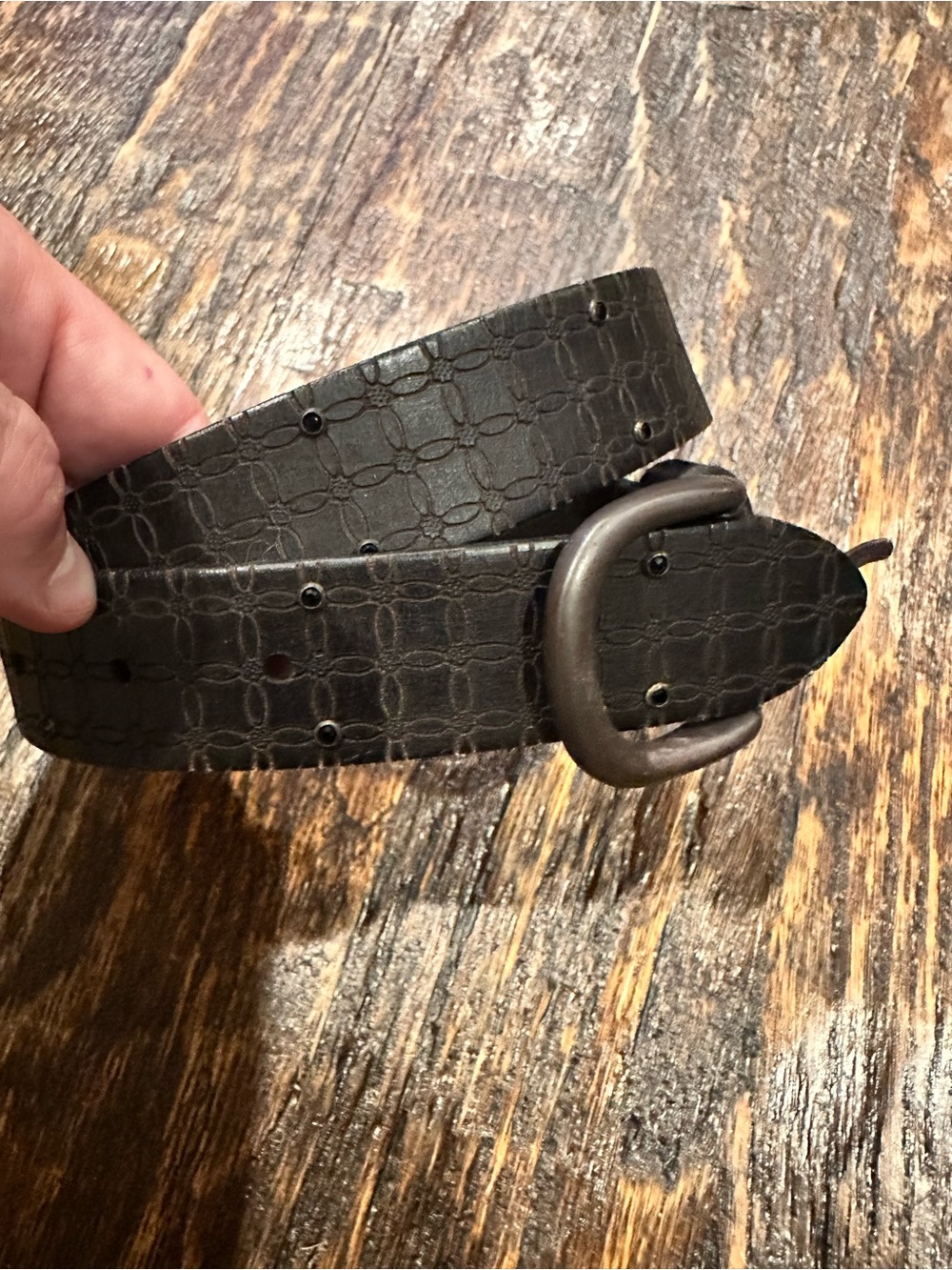 Fossil Women's Textured Leather glitter accent Belt with Rounded Metal Buckle